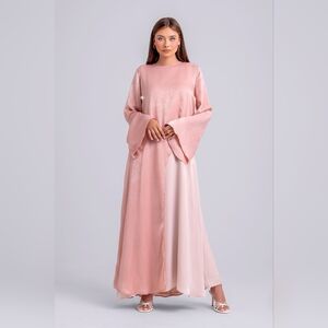 Zahraa Two Piece Abaya Set in Think Pink
